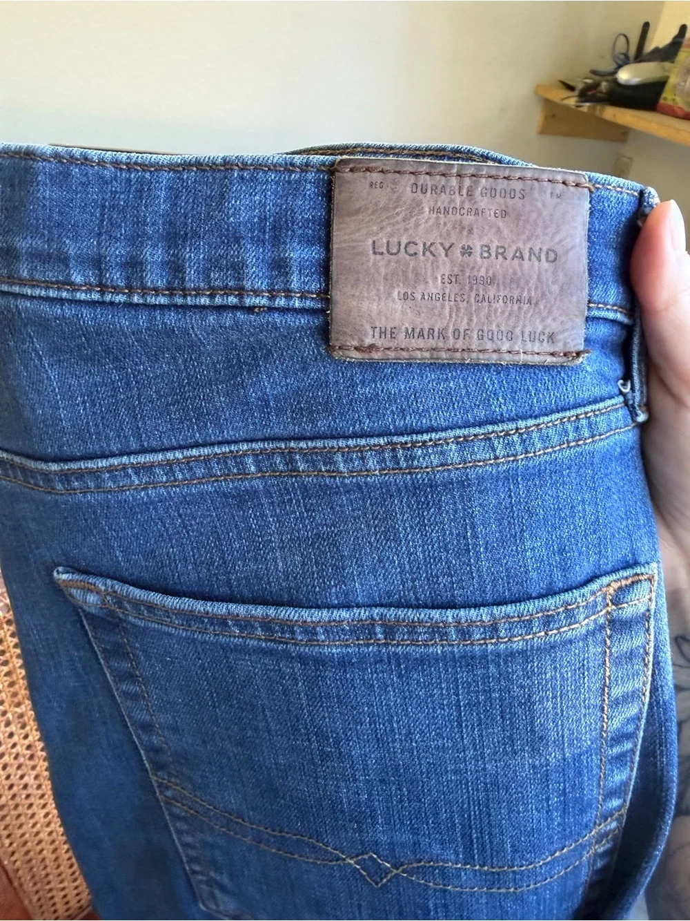 Lucky Brand Men's Medium Blue Relaxed Jeans